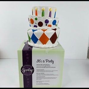 Scentsy wax warmer